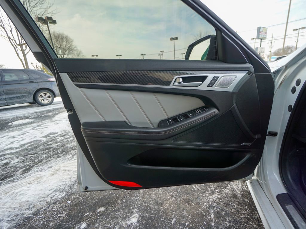 Used 2018 Genesis G80 3.3T Sport image 15