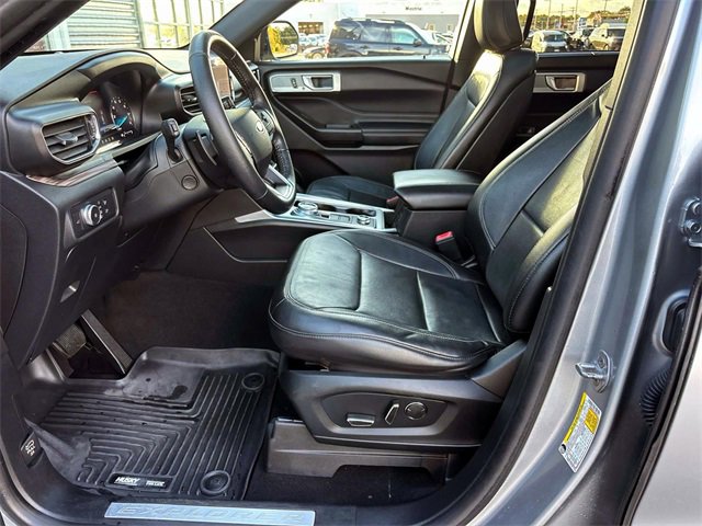 Used 2020 Ford Explorer Limited image 10