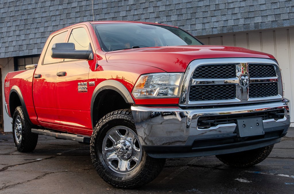 Used 2018 RAM 2500 Tradesman w/ Chrome Appearance Group image 7