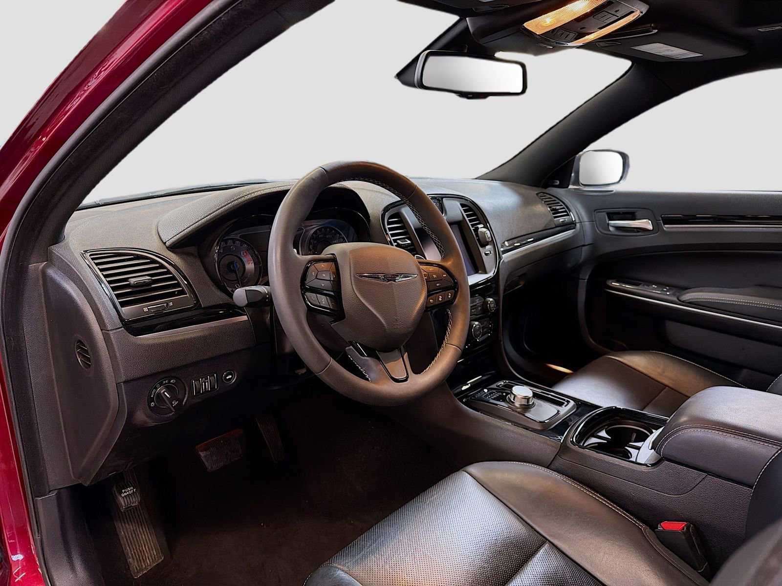Used 2023 Chrysler 300 S w/ Comfort Group RWD image 9