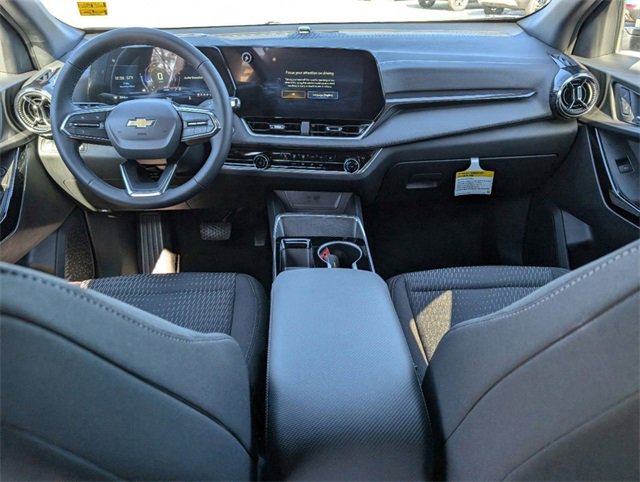 New 2025 Chevrolet Equinox LT w/ Safety and Technology Package image 11