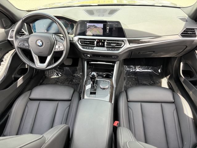 Certified 2022 BMW 330i Sedan w/ Driving Assistance Package RWD image 17