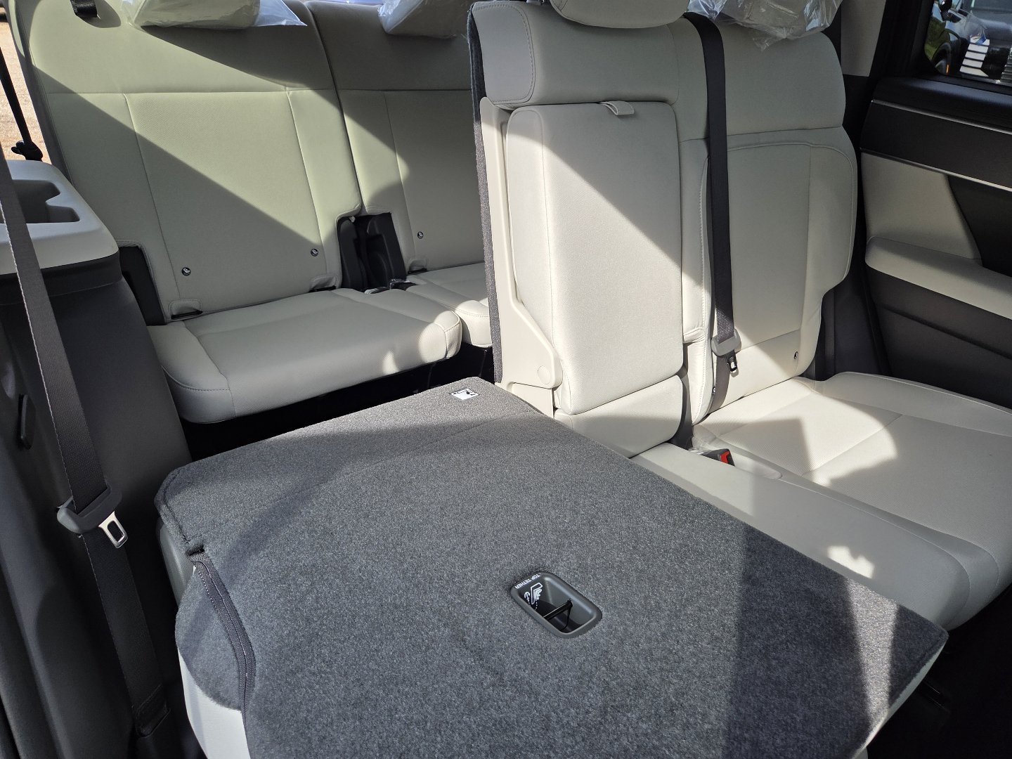 New 2027 Hyundai Santa Fe SE FWD image 21