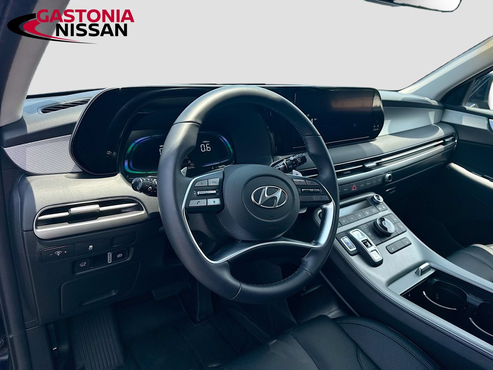 Used 2025 Hyundai Palisade SEL FWD image 11