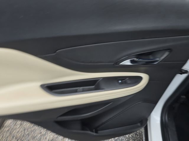 Used 2018 Buick Encore Preferred image 12