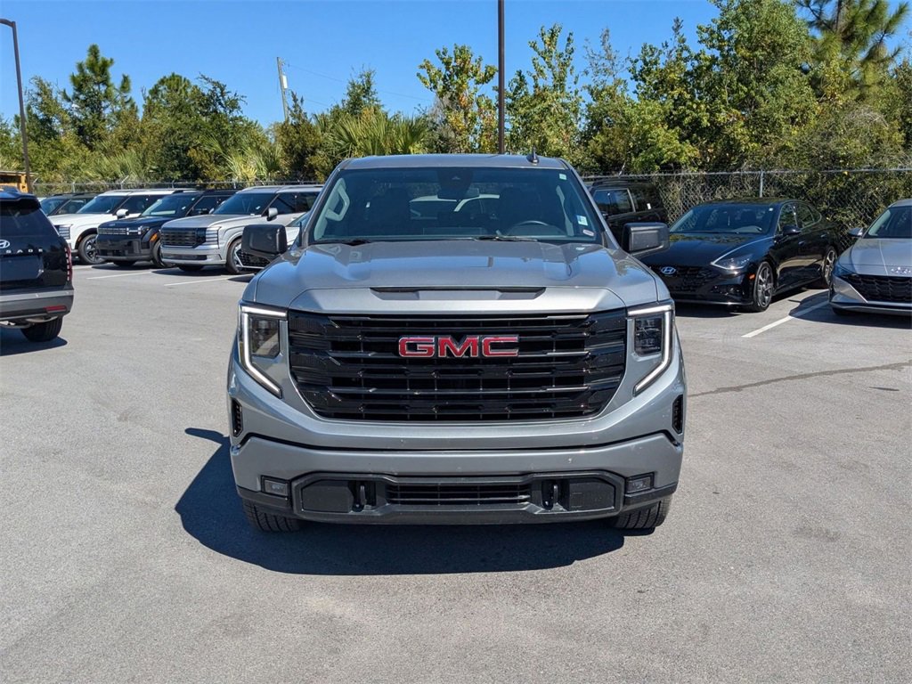 Used 2025 GMC Sierra 1500 Elevation image 2