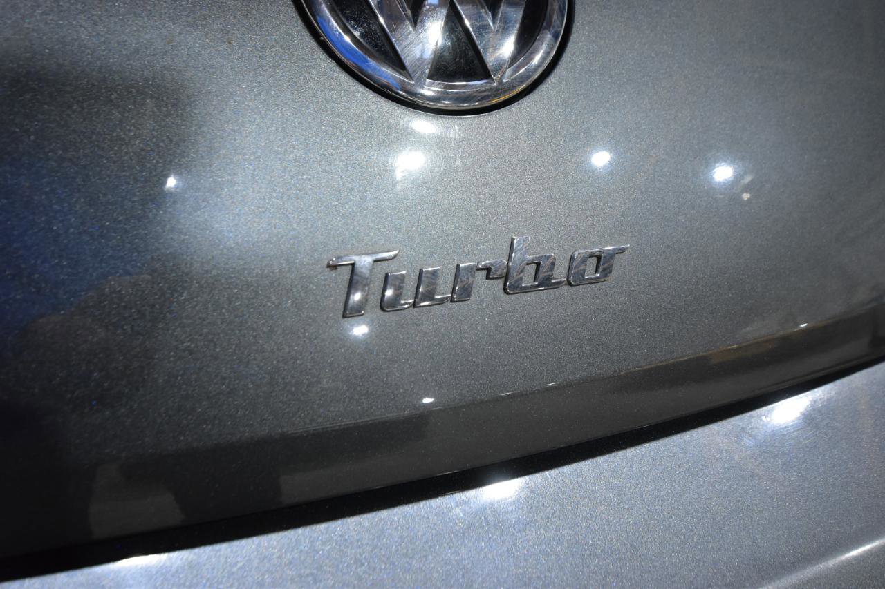 Used 2016 Volkswagen Beetle 1.8T SE image 8