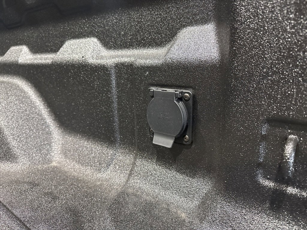 New 2025 Chevrolet Colorado ZR2 w/ Technology Package image 13