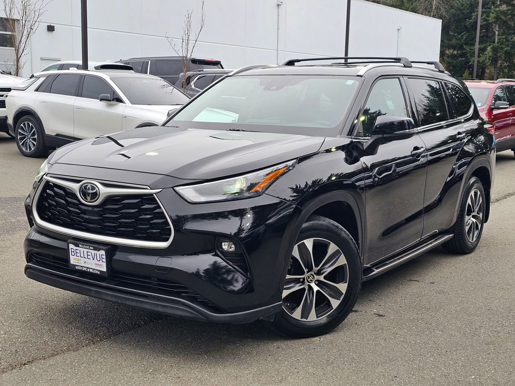 Used 2022 Toyota Highlander XLE image 39