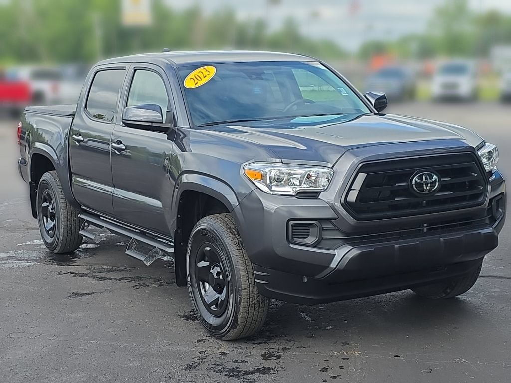 Used 2023 Toyota Tacoma SR AWD/4WD image 11