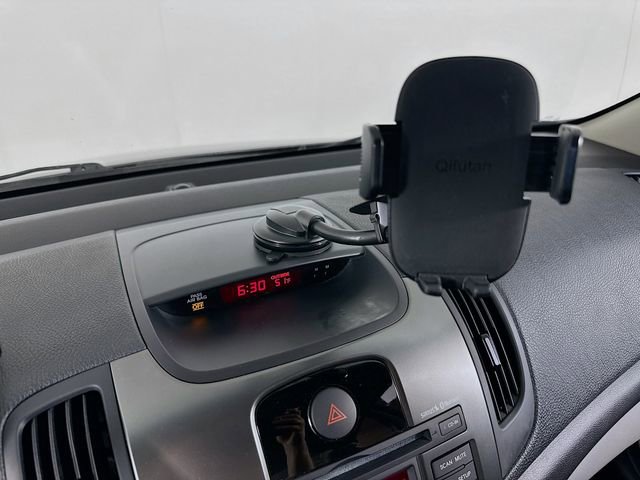 Used 2013 Kia Forte EX image 22