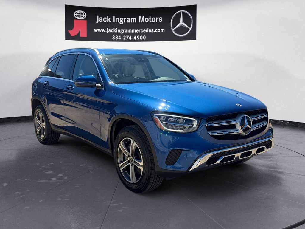 Certified 2022 Mercedes-Benz GLC 300 4MATIC w/ Premium Package Lite image 7