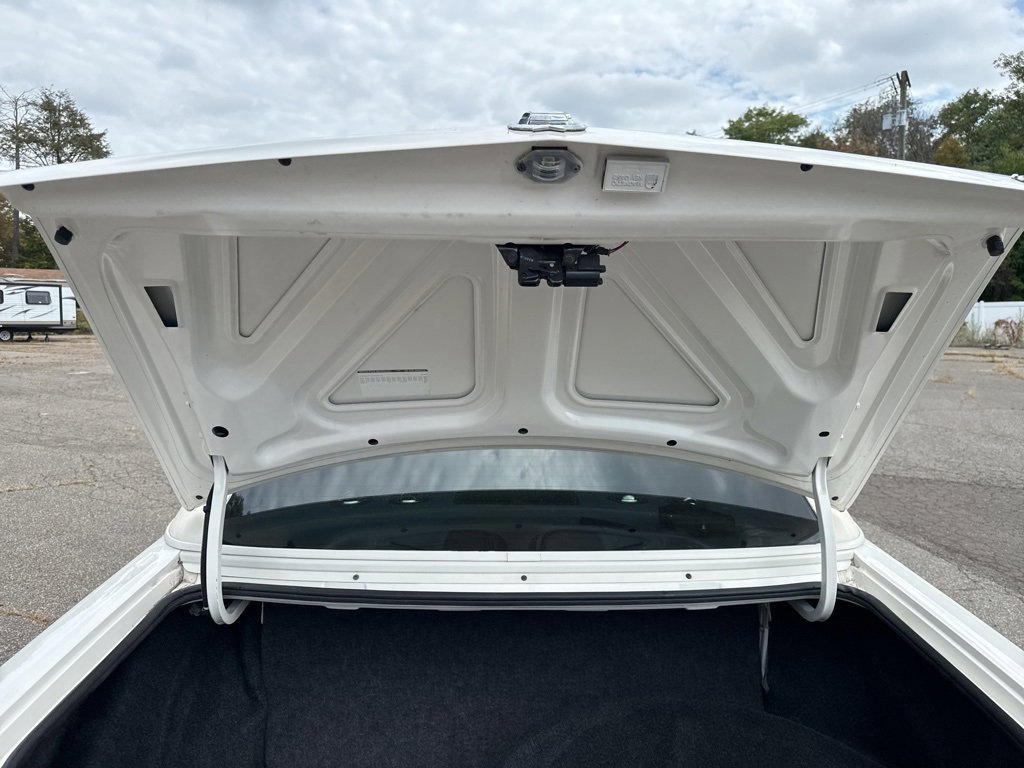 Used 1995 Cadillac Fleetwood Brougham image 22