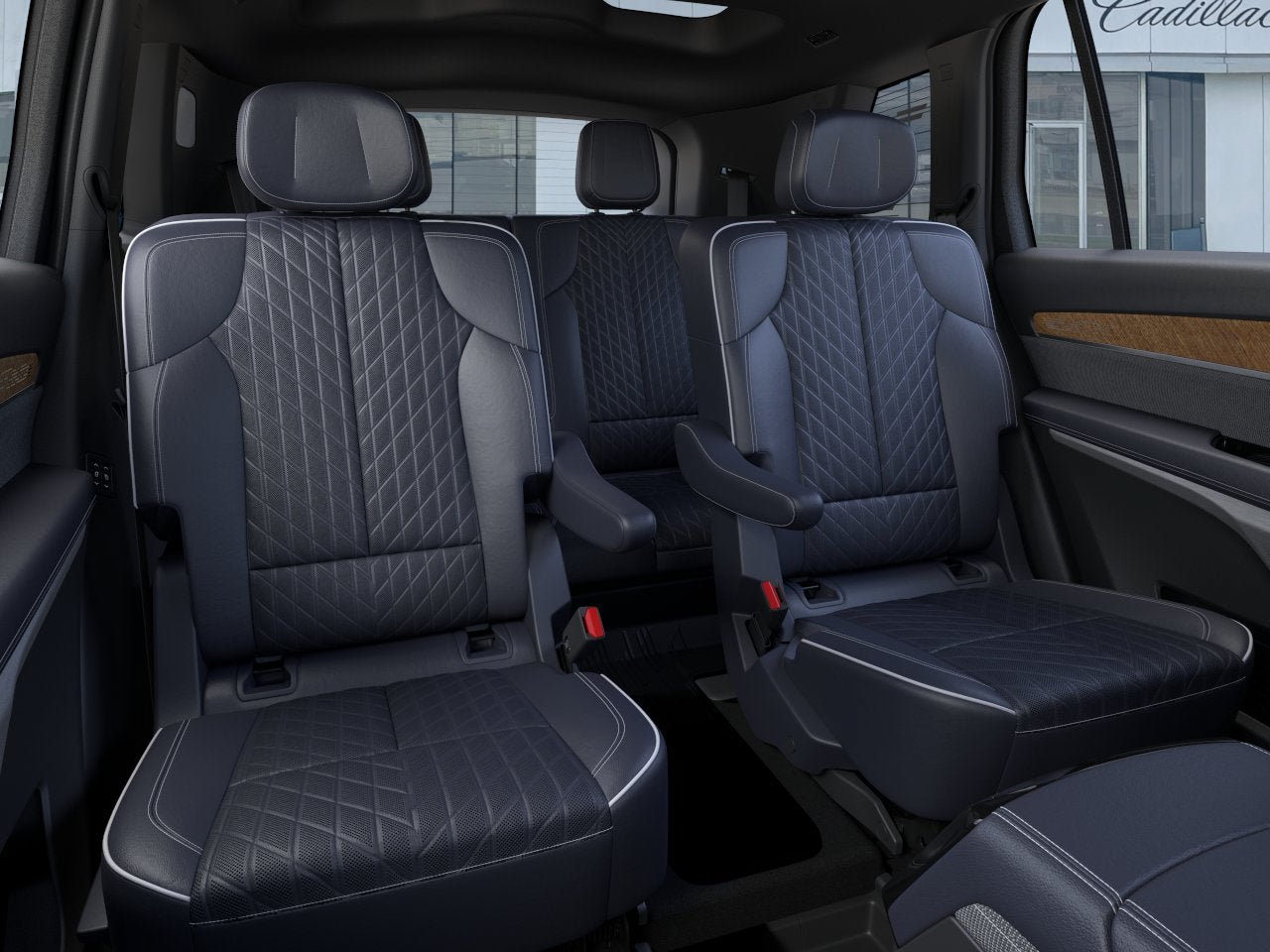 New 2026 Cadillac Vistiq Premium Luxury w/ LPO, Floor Liner Package AWD/4WD image 17