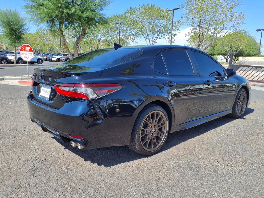 Used 2023 Toyota Camry SE image 5