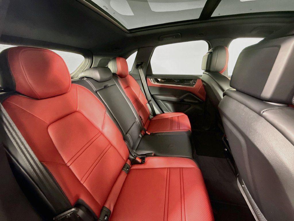 New 2026 Porsche Cayenne E-Hybrid AWD/4WD image 26