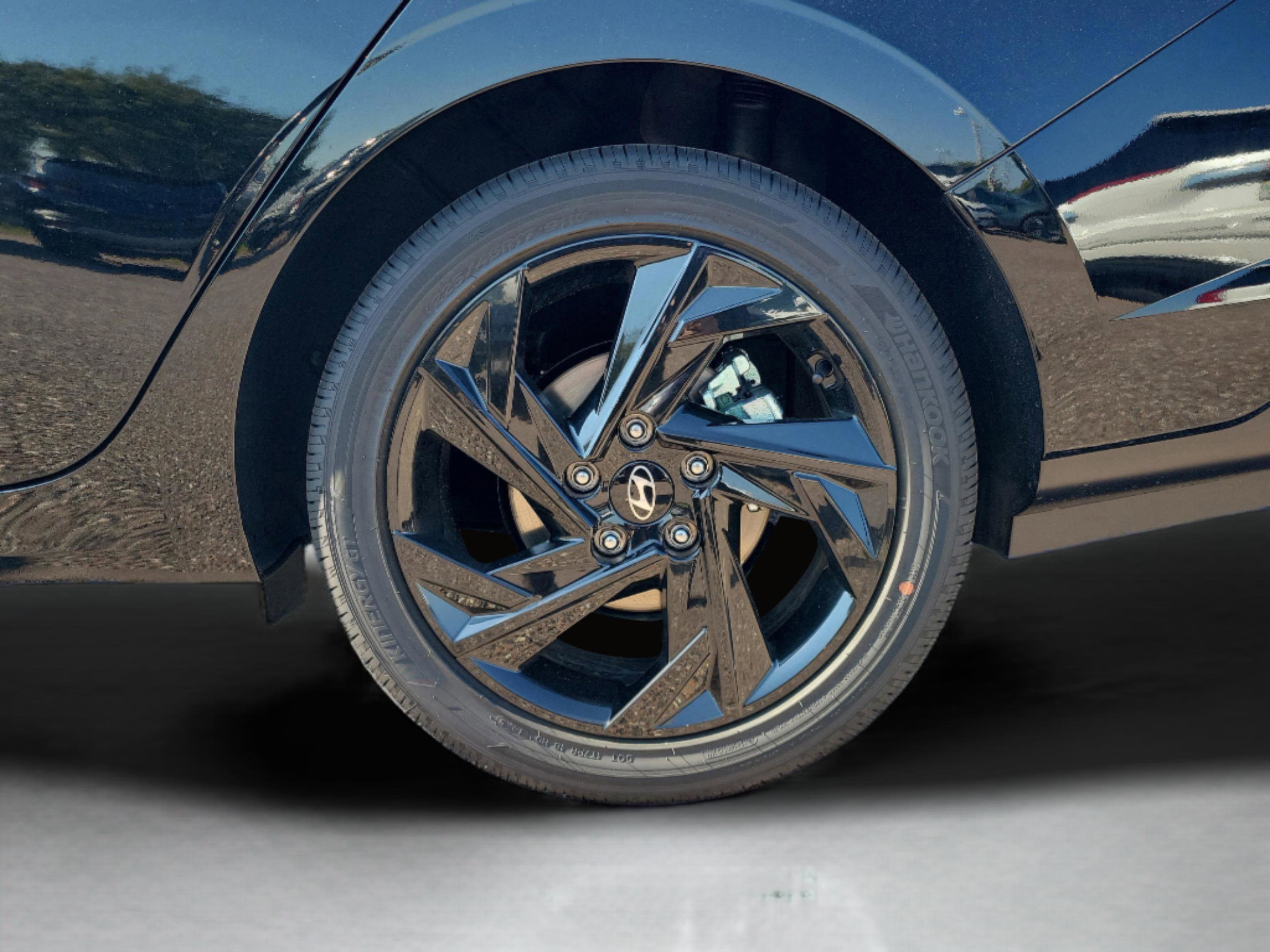 New 2026 Hyundai Elantra SEL Sport image 35