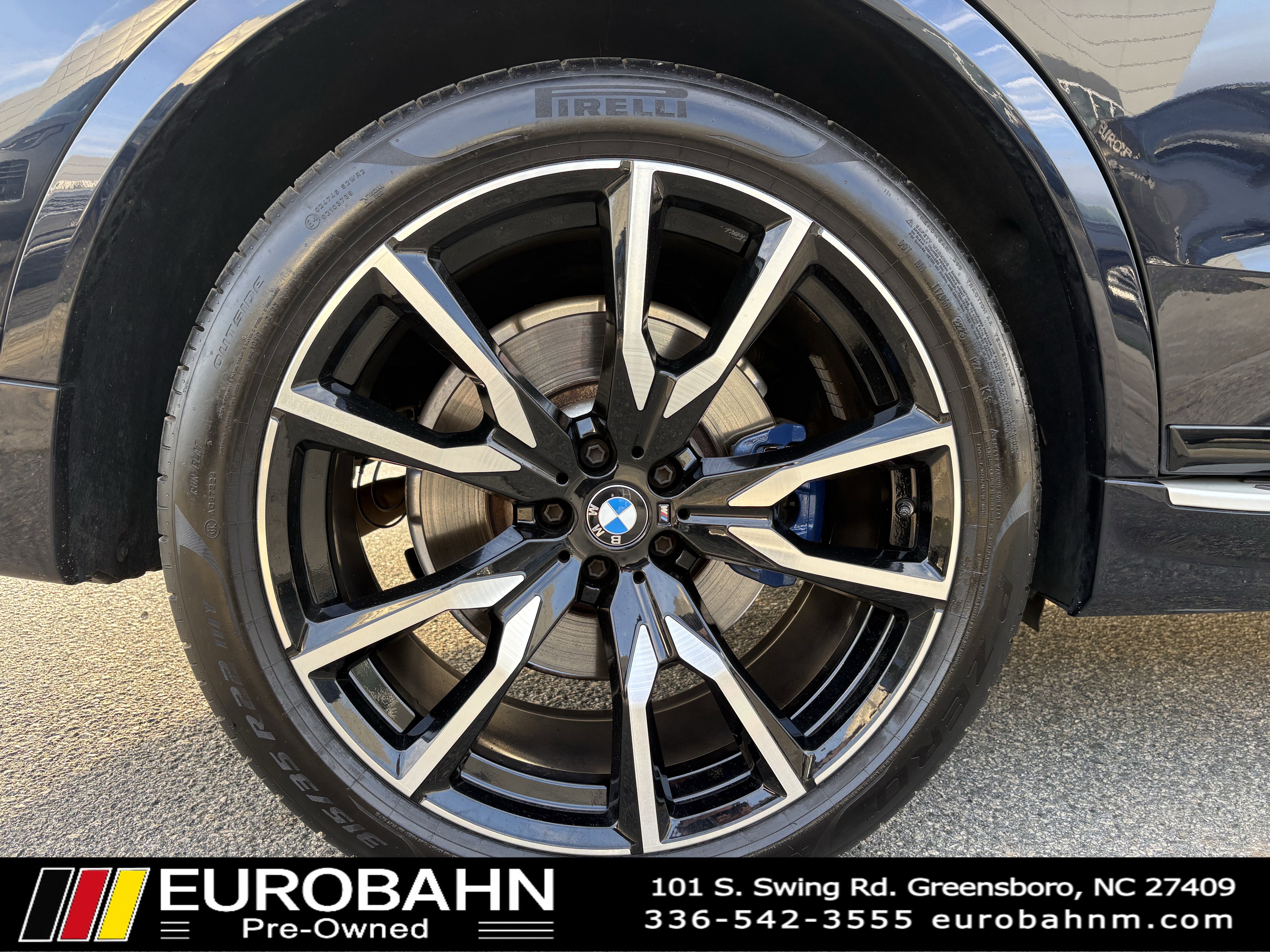 Used 2022 BMW X7 xDrive40i w/ M Sport Package image 35