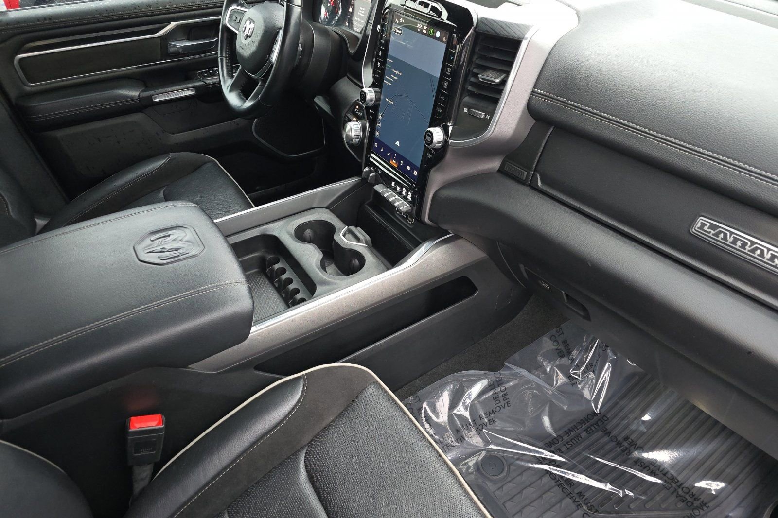 Used 2023 RAM 1500 Laramie AWD/4WD image 16