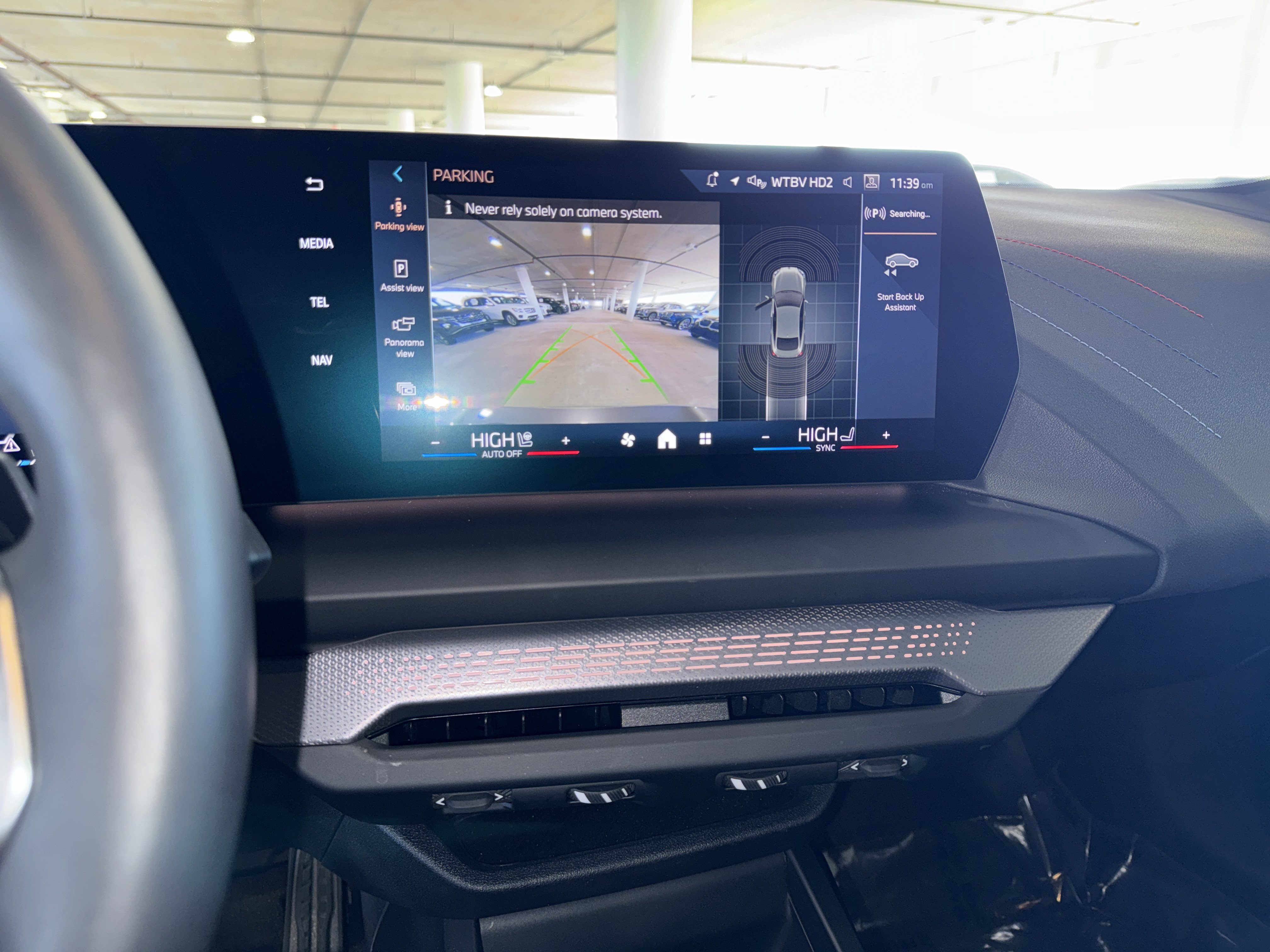 Used 2025 BMW 228i xDrive w/ M Sport Package image 26