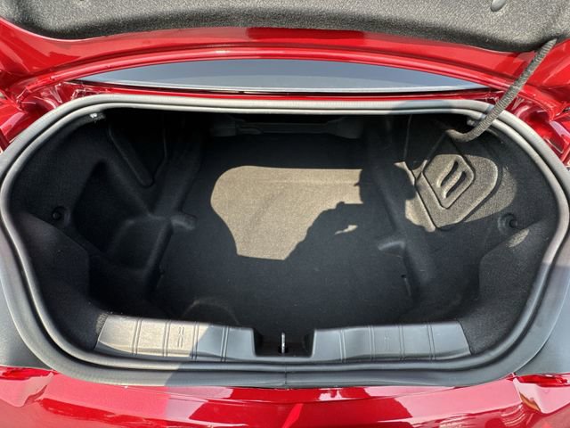 Used 2021 Chevrolet Camaro LT w/ Technology Package image 23