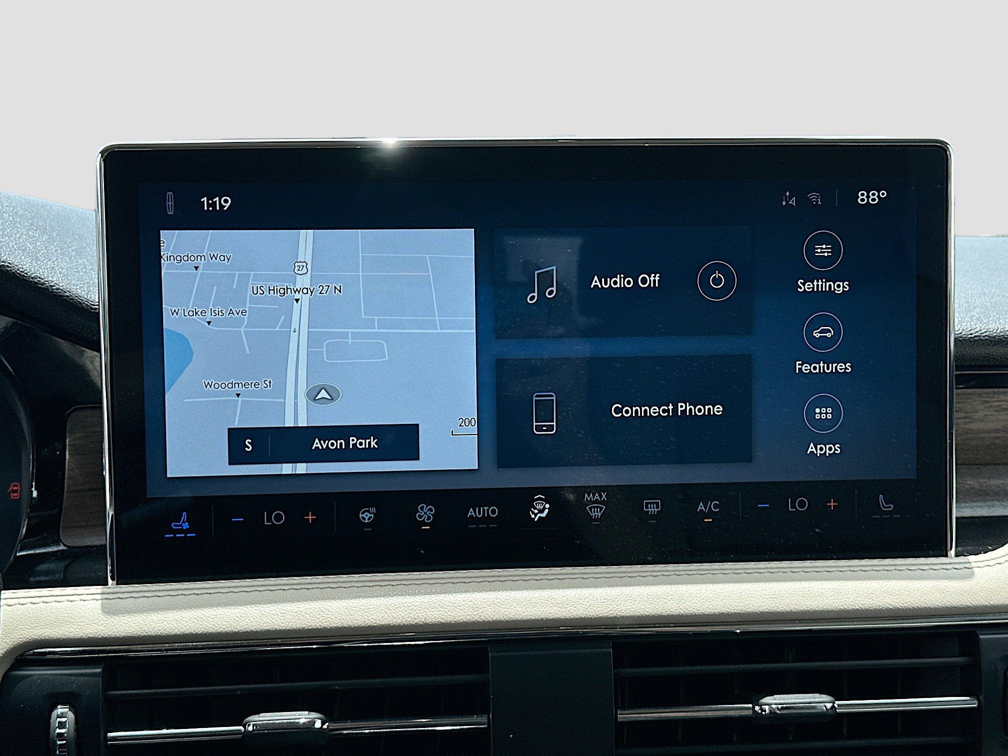 Used 2025 Lincoln Corsair Reserve FWD image 15