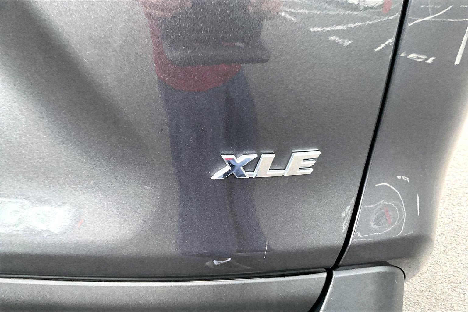 Used 2024 Toyota RAV4 XLE FWD image 8