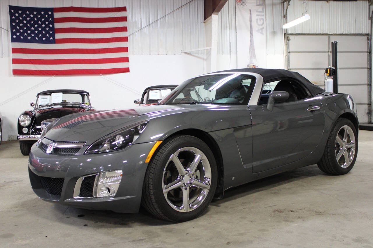 Used 2009 Saturn Sky Red Line