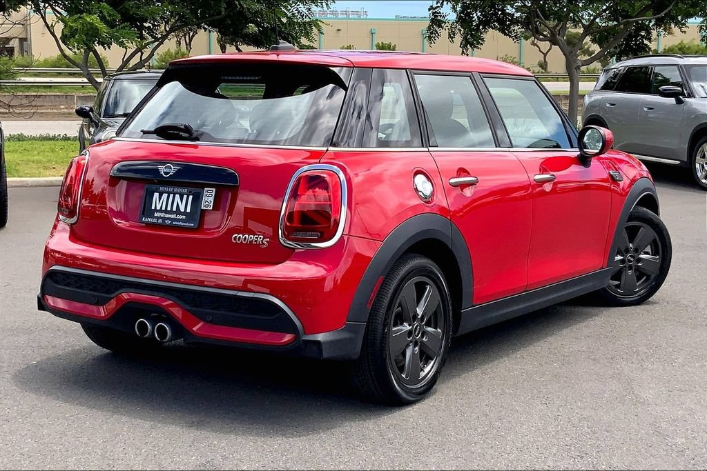 Used 2024 MINI Cooper S FWD image 12