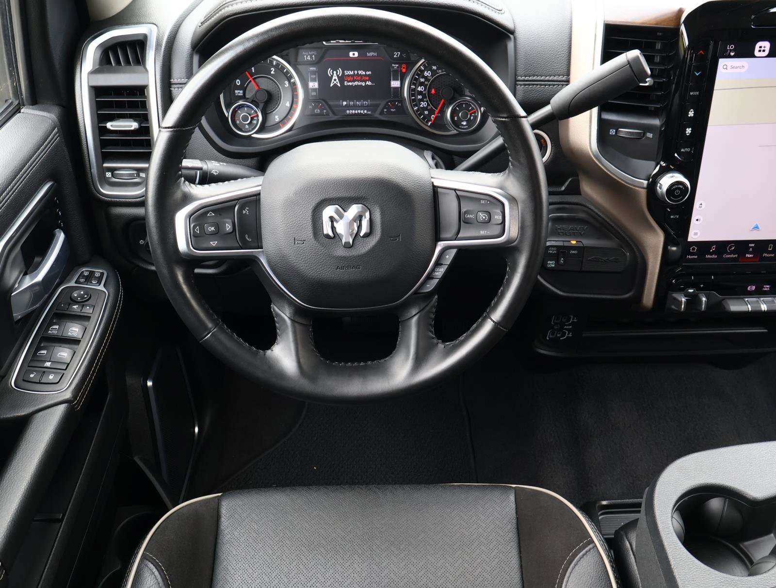 Used 2024 RAM 2500 Laramie image 12