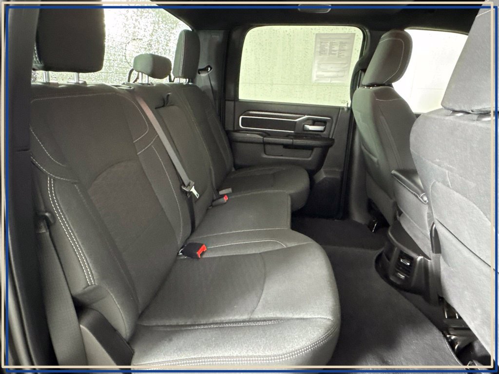 Used 2025 RAM 2500 Big Horn AWD/4WD image 39