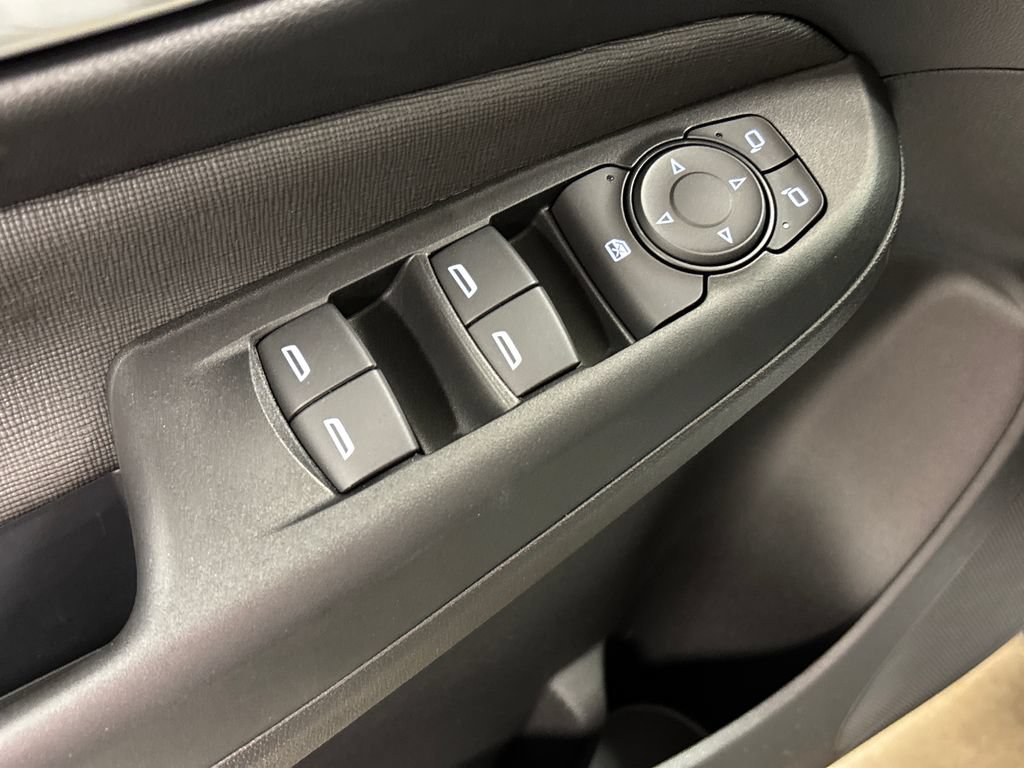 New 2026 Buick Envista Preferred w/ Advanced Safety Package FWD image 21