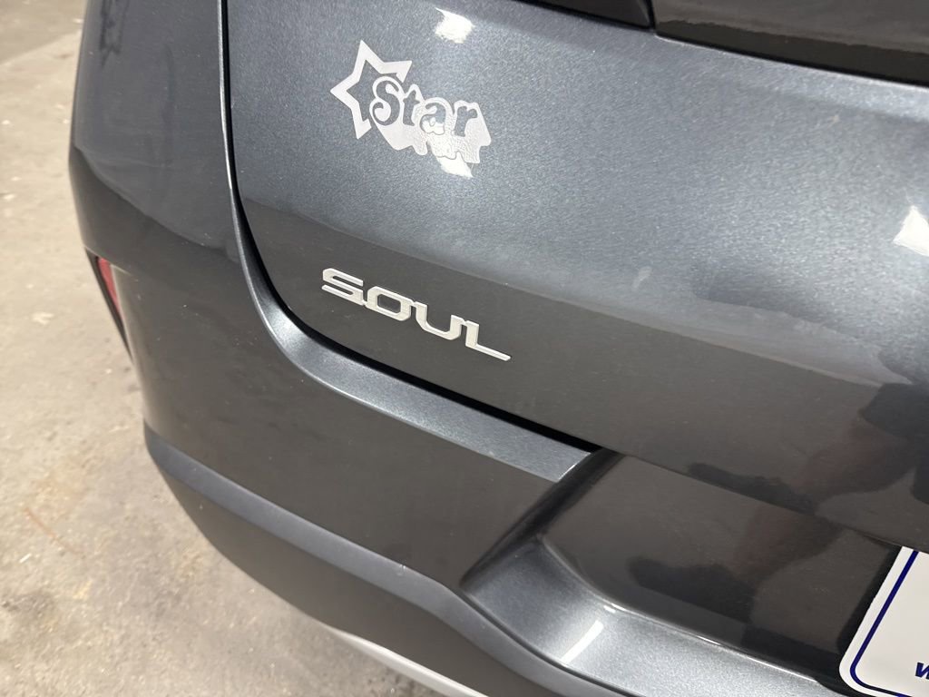 Used 2024 Kia Soul LX w/ Option Group 015 image 15