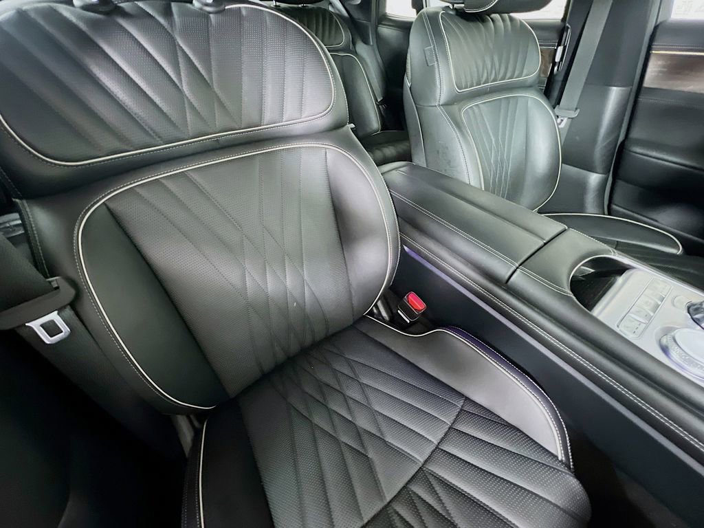 Used 2023 Genesis G90 3.5T AWD/4WD image 29