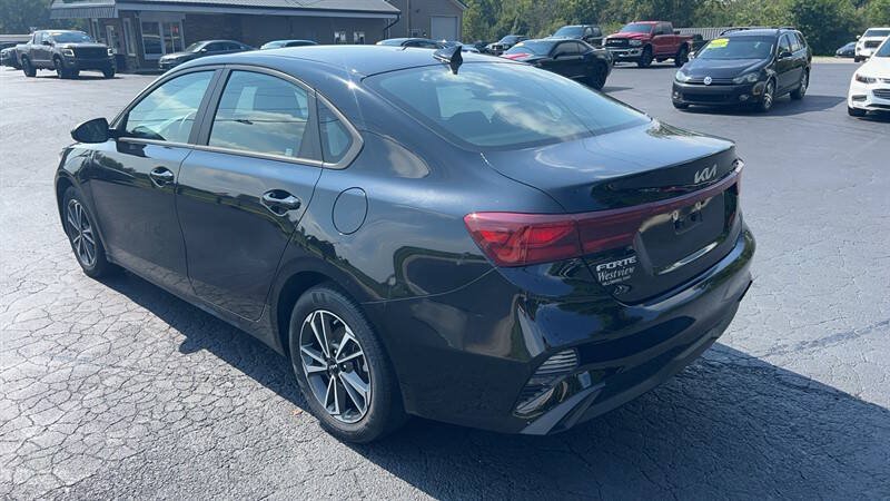 Used 2024 Kia Forte LXS FWD image 6