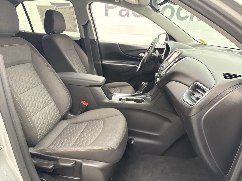 Used 2019 Chevrolet Equinox LT AWD/4WD image 35