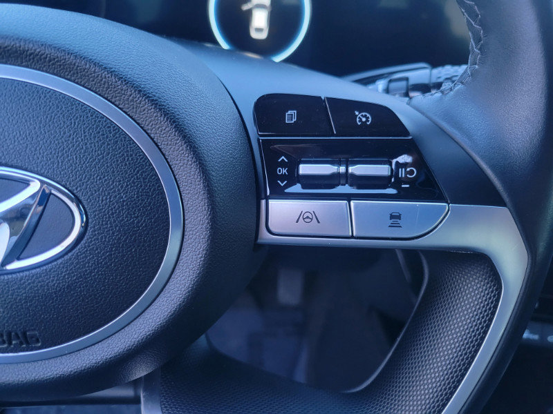 Used 2023 Hyundai Elantra SEL w/ Convenience Package image 37