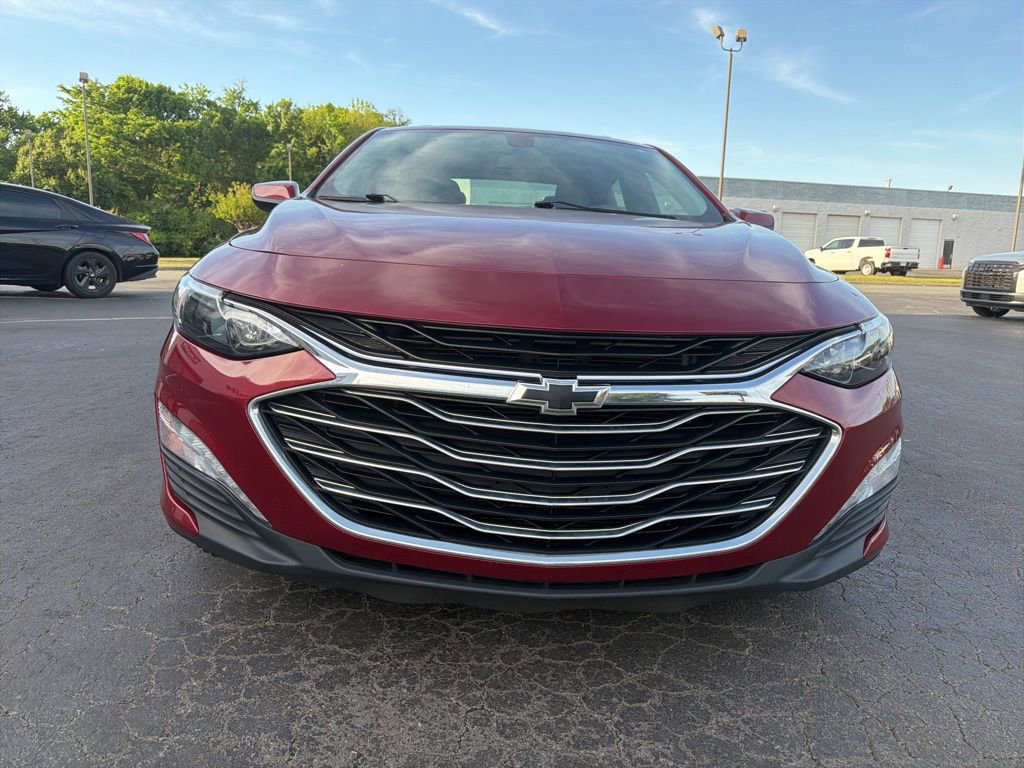 Used 2020 Chevrolet Malibu LT FWD image 11