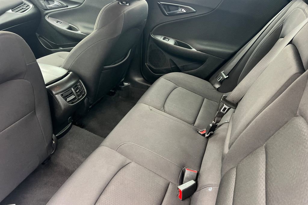 Used 2023 Chevrolet Malibu LT image 12