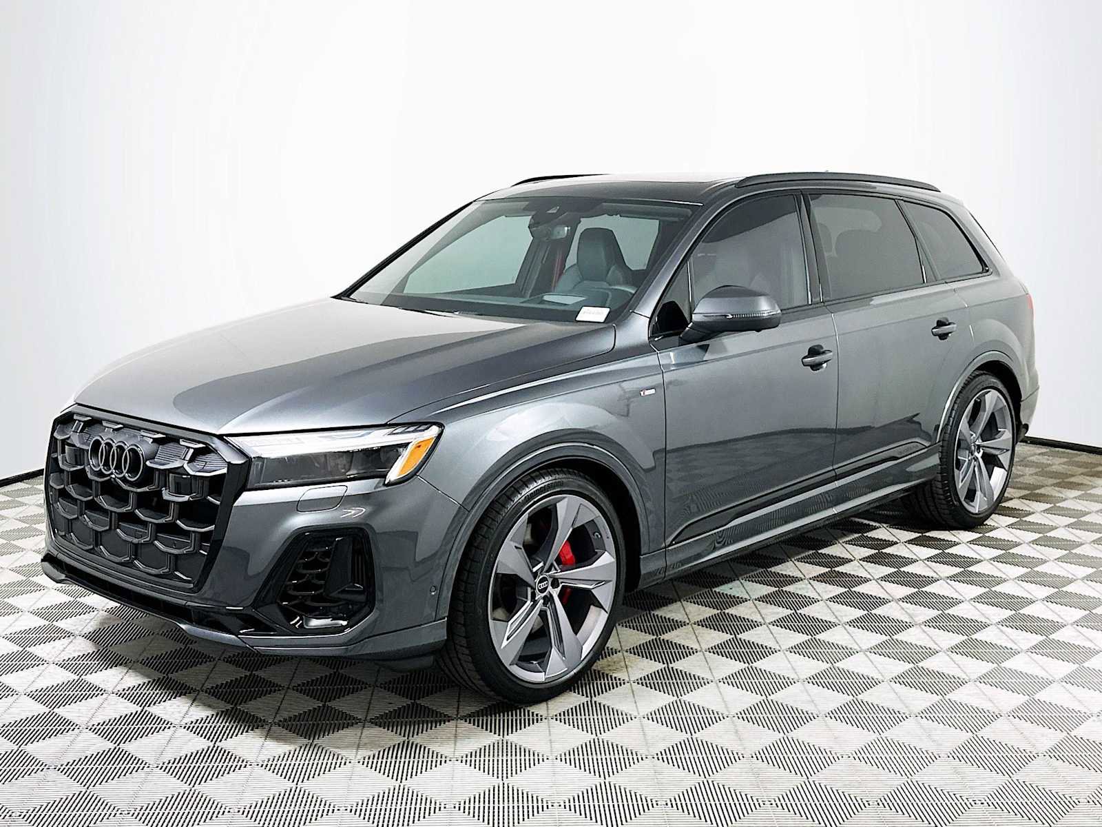 New 2026 Audi Q7 3.0T Prestige image 3