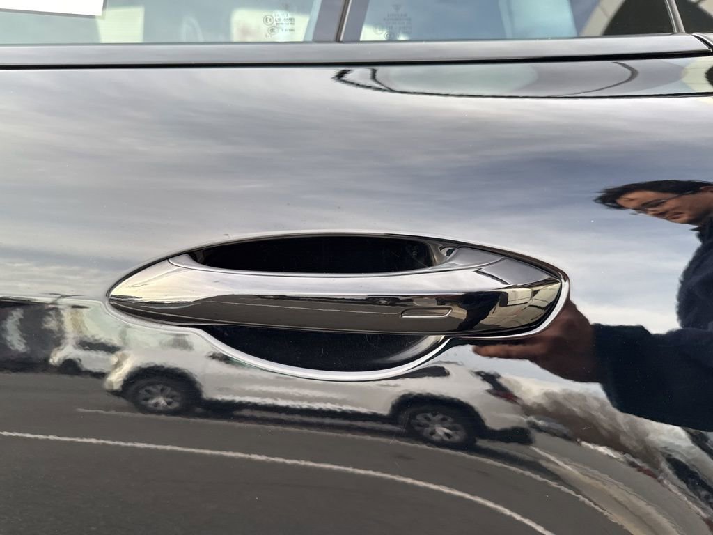 Used 2022 Porsche Panamera 4 Platinum Edition image 12