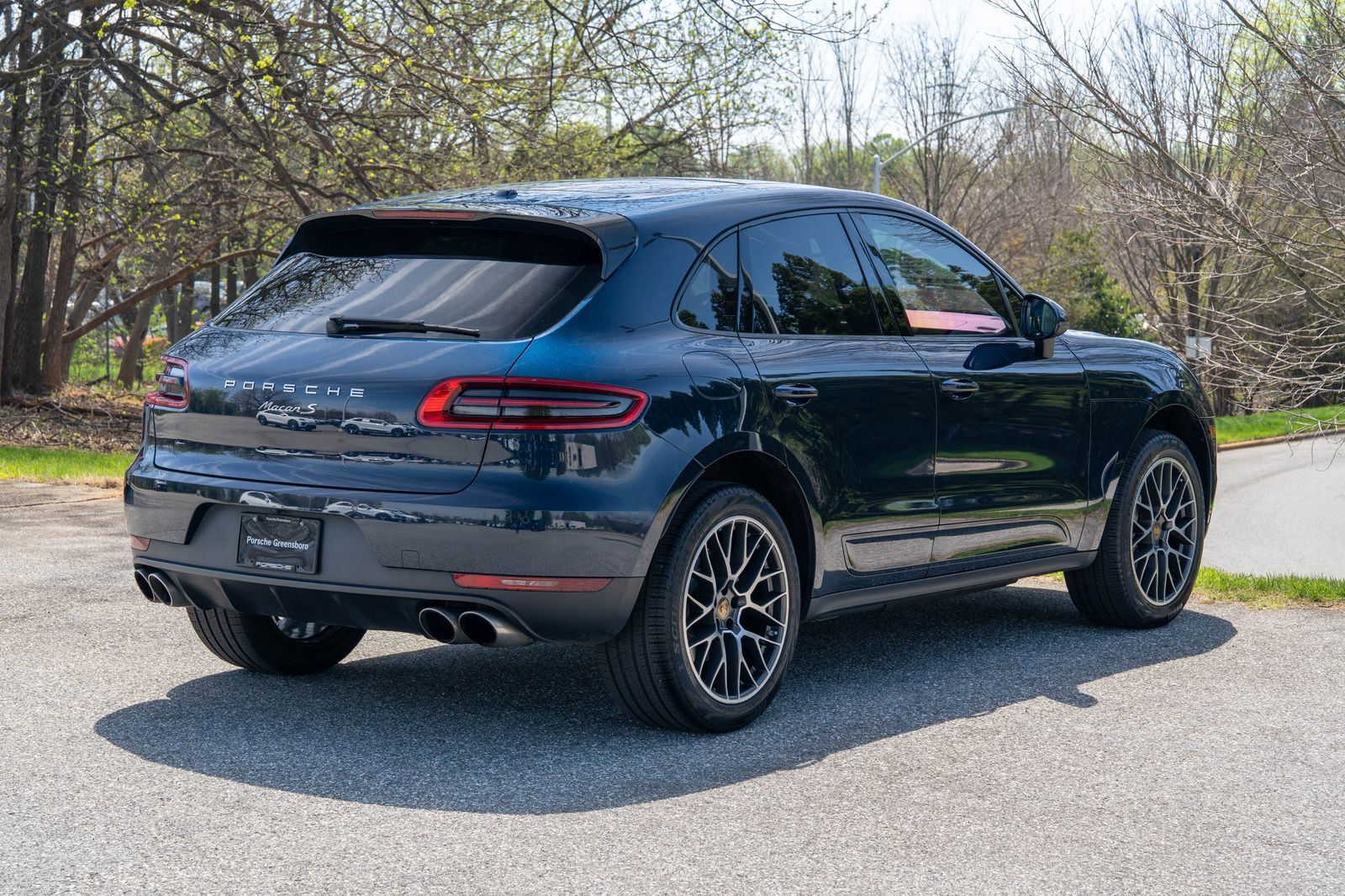 Certified 2018 Porsche Macan S image 7