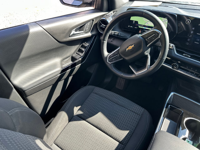 Certified 2025 Chevrolet Equinox LT AWD/4WD image 24
