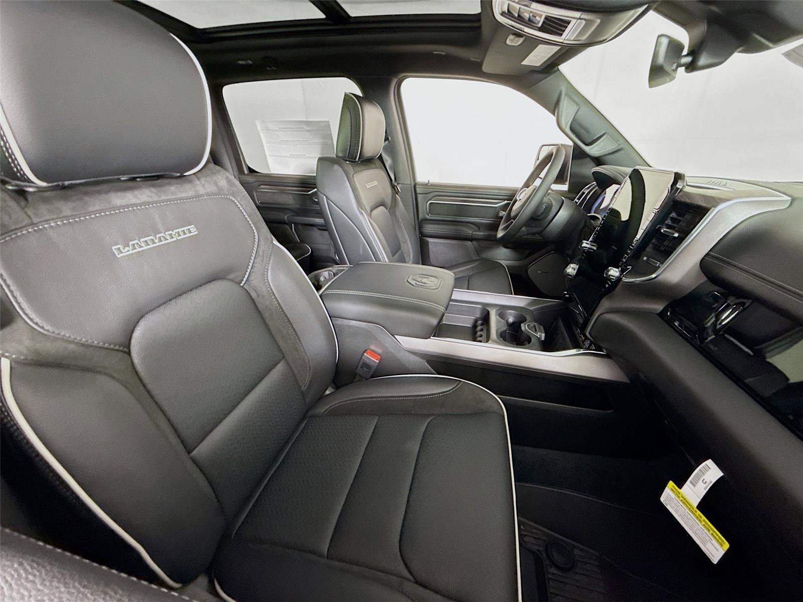 New 2026 RAM 1500 Laramie w/ Night Edition image 24