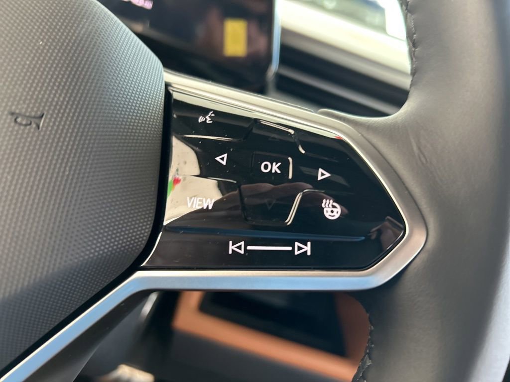 New 2025 Volkswagen ID. Buzz Pro S image 21