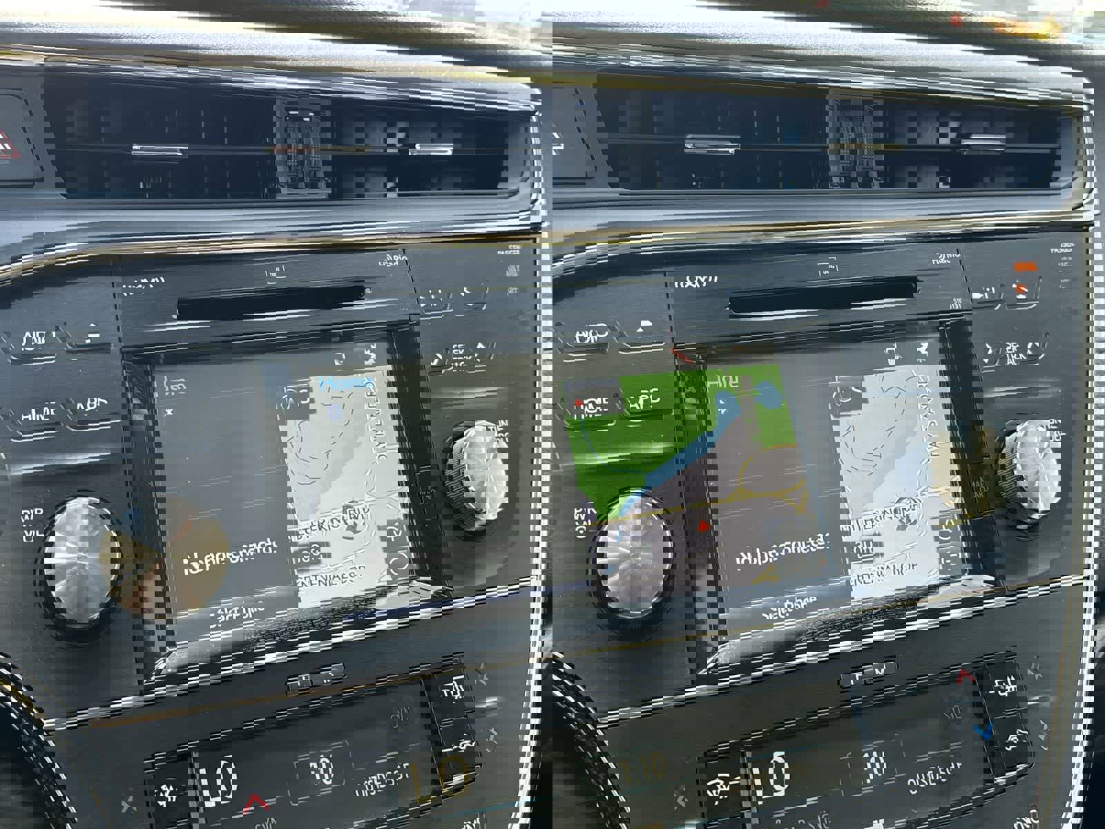 Used 2018 Toyota Avalon Limited w/ Carpet Mat Package image 11