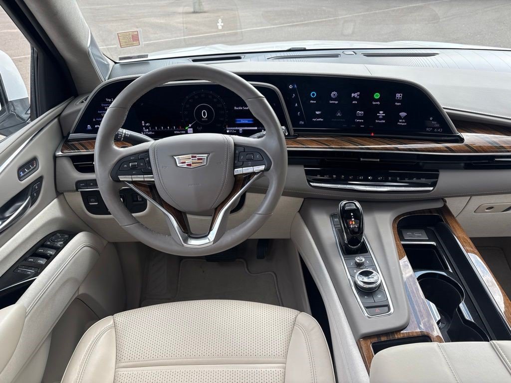 Certified 2023 Cadillac Escalade Premium Luxury Platinum w/ LPO, Radiant Package AWD/4WD image 11