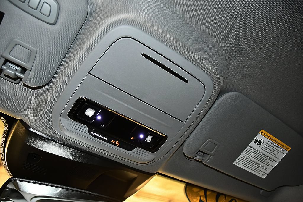 Used 2022 Lincoln Corsair AWD w/ Equipment Group 101A image 26