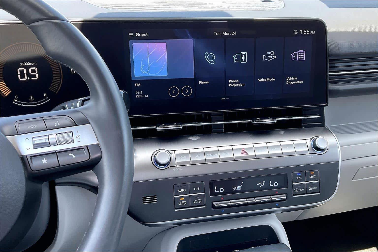 Used 2025 Hyundai Kona SEL FWD image 7