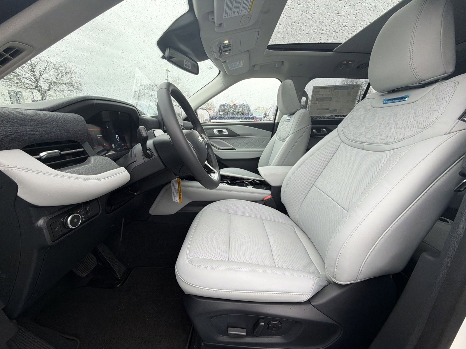 New 2026 Ford Explorer Platinum AWD/4WD image 26